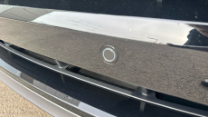 Land Rover Discovery 3.0 D300 Dynamic SE 5dr Auto Diesel Station Wagon